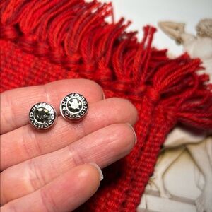 Signature Coach stud earrings